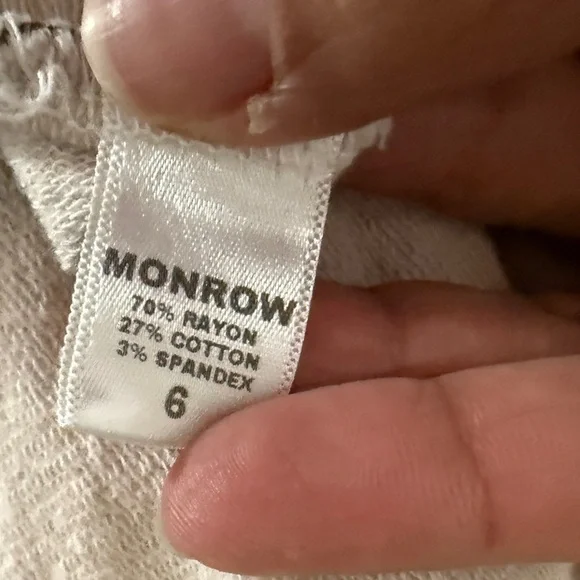 Monrow Mini White and Black Snake Print Graphic Zip Up Hooded Sweatshirt -{6} - Picture 5 of 6